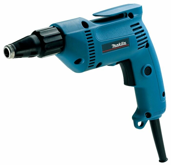 Сетевой шуруповерт Makita 6821 570 Вт