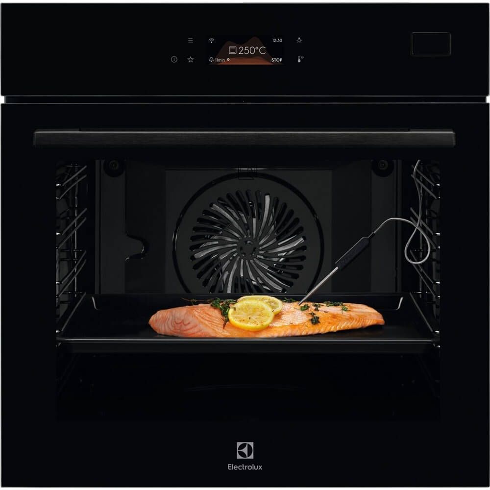 Духовой шкаф электрический Electrolux EOB8S39WZ