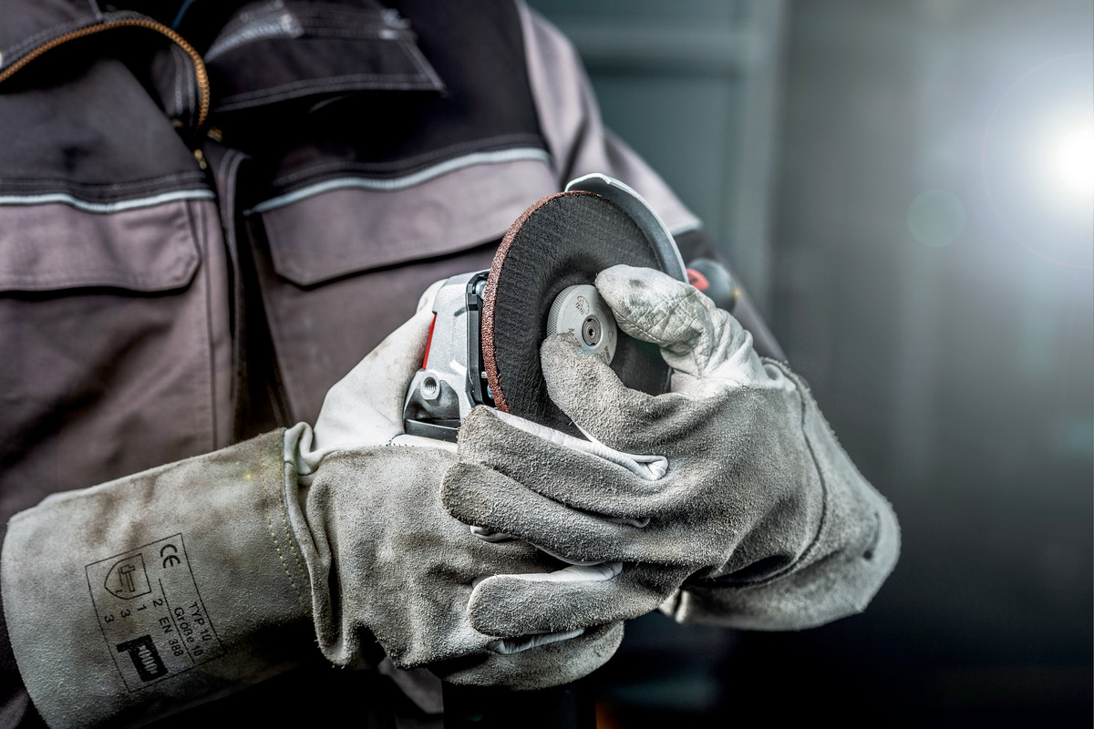 Угловая шлифмашина (болгарка) Metabo WEA 11-125 QUICK (603626000), 1100 Вт, 125 мм