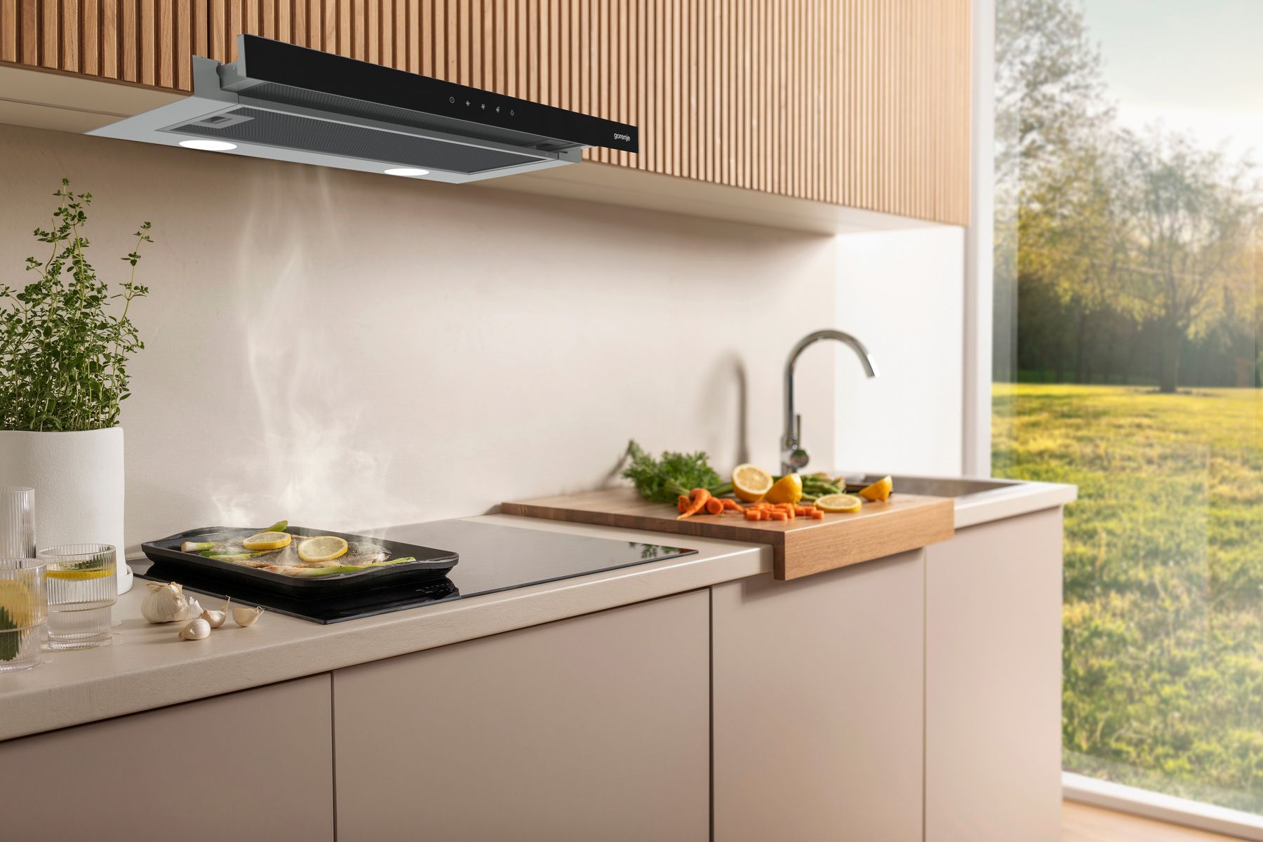 Вытяжка встраиваемая Gorenje TH60E8SGB